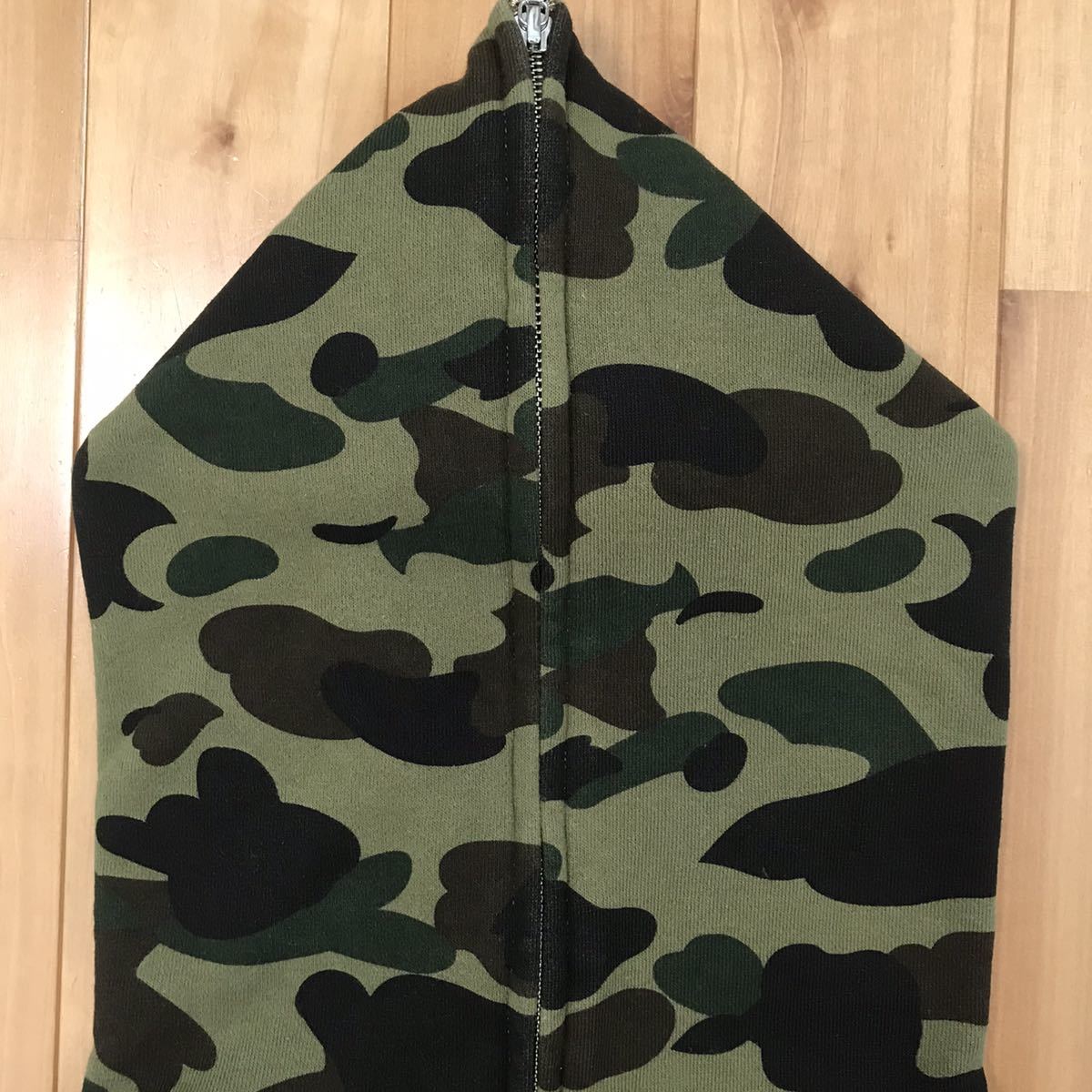 スワロフスキー CRYSTAL STONE BAPE camo フルジップ パーカー Lサイズ a bathing ape swarovski full zip hoodie ベイプ エイプ 迷彩 e25_画像6