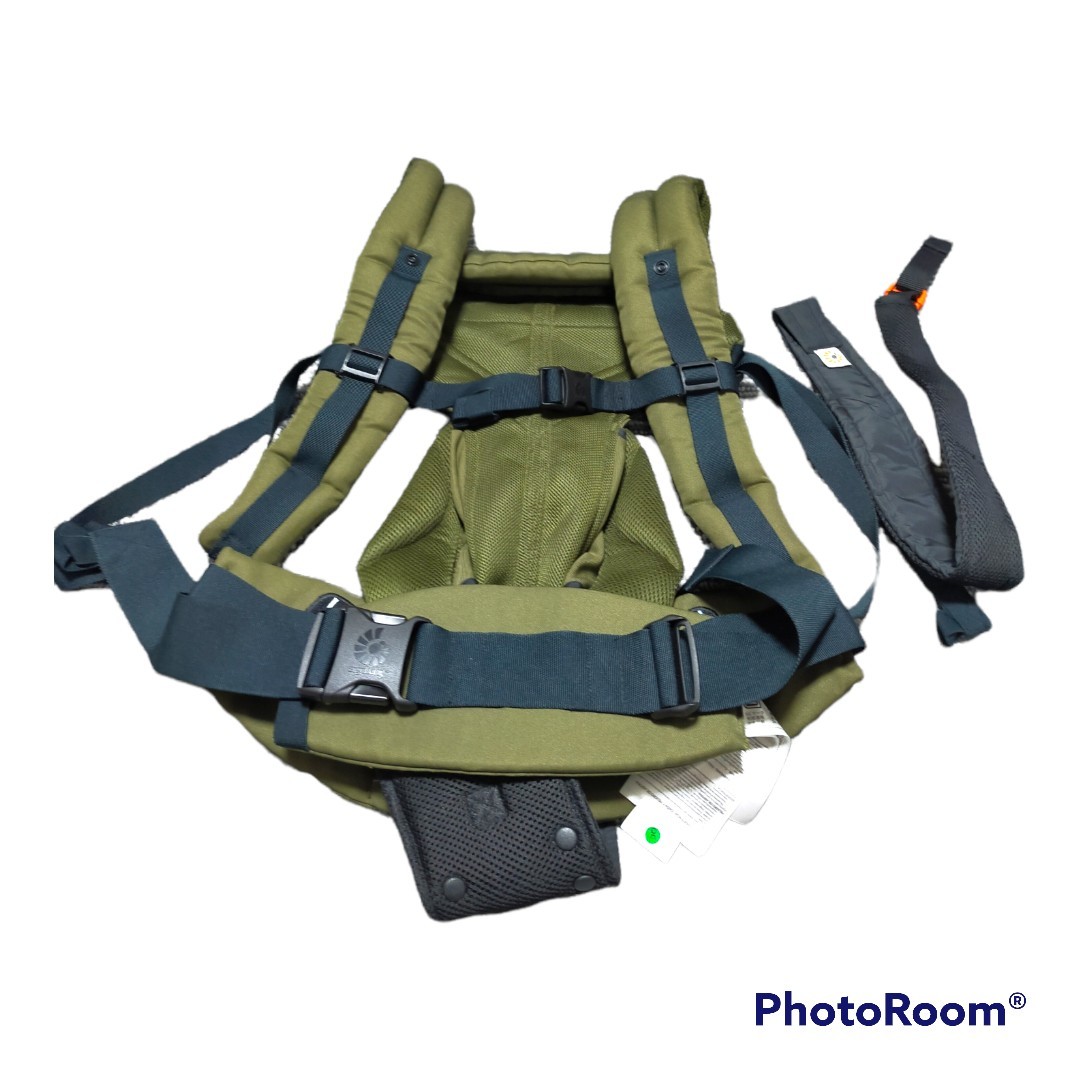 Ergobaby 上位モデル OMNI360 クールエア カーキグリーン 抱っこひも