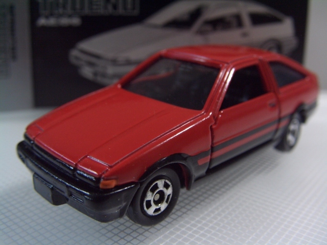 スプリンタートレノ アペックス AE86 TAM 赤/黒_画像1