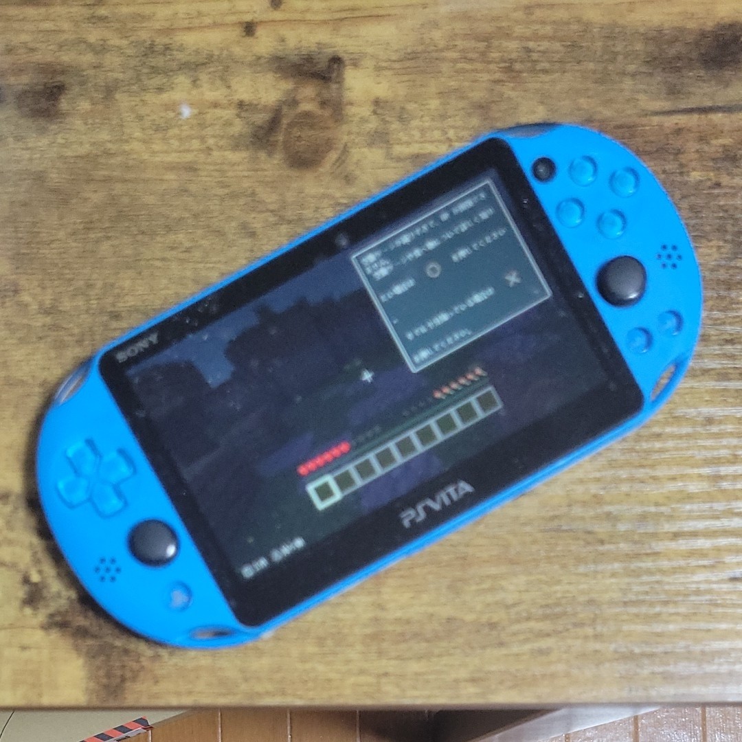 PS Vita PCH-2000 PlayStation Vita ブルー　マインクラフト付き