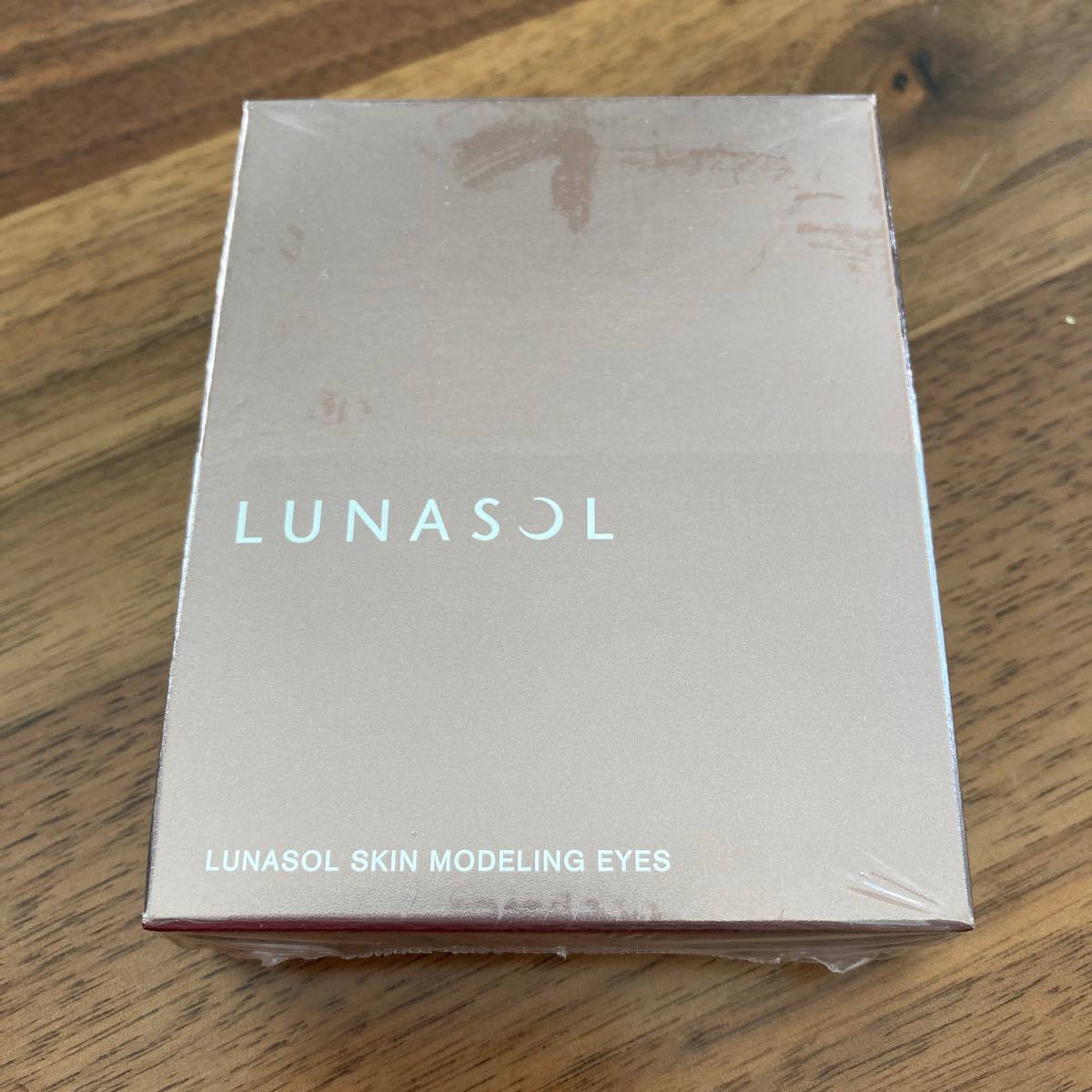 LUNASOL スキンモデリングアイズ02  ベージュオレンジ