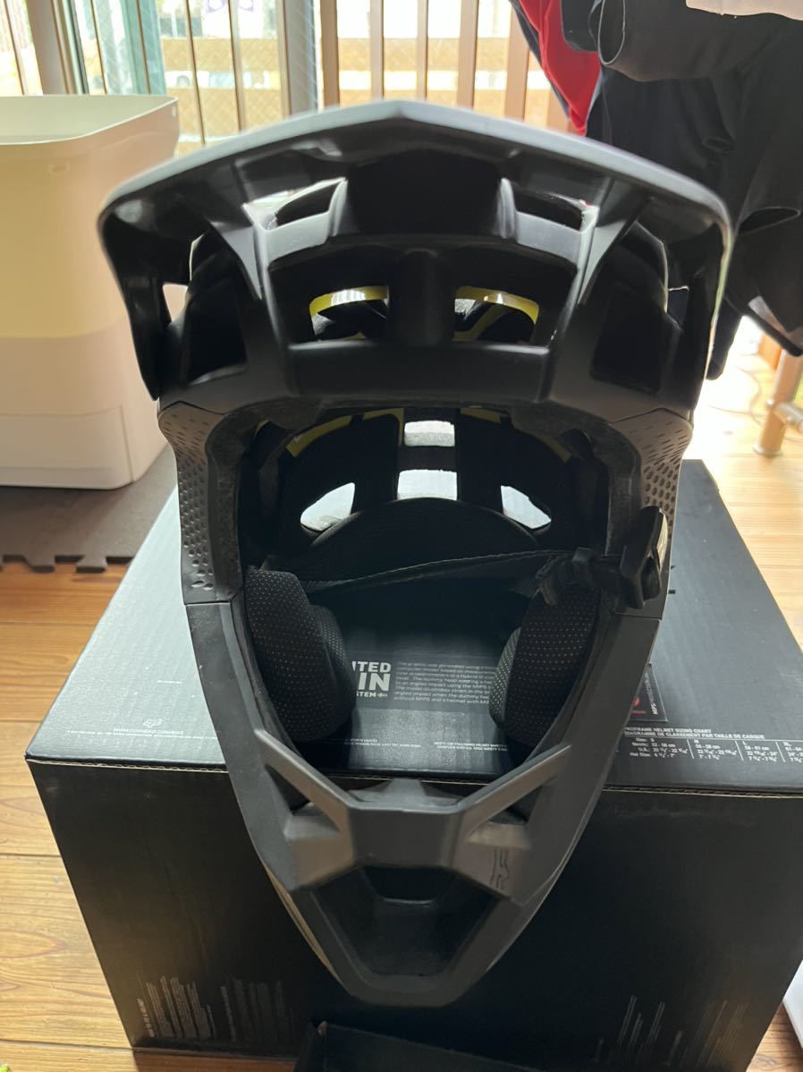 【超歓迎された】 FOX プロフレームヘルメット 自転車用 フルフェイス 定価3.9万円 子ども用 【超歓迎された】 FOX プロフレームヘルメット 自転車用 フルフェイス 定価3.9万円 子ども用