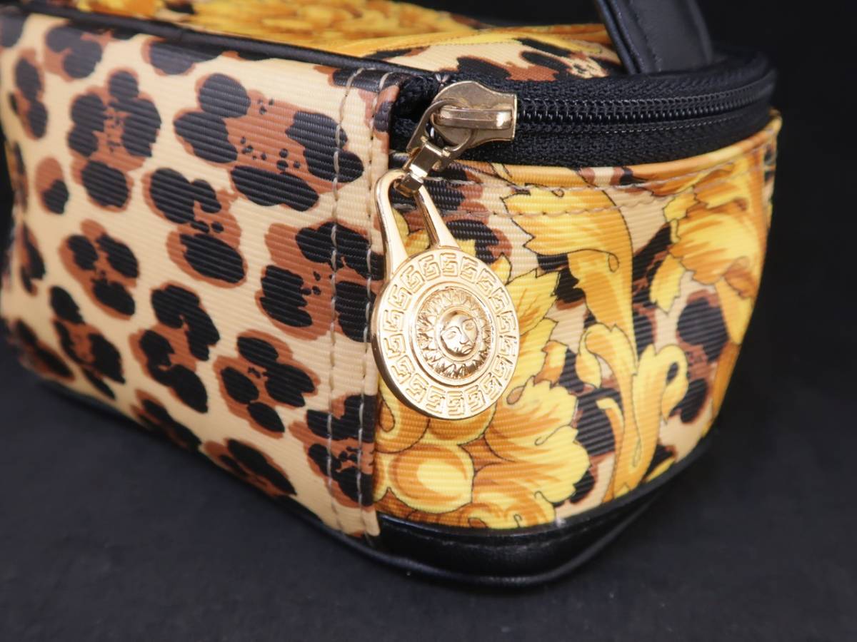 美品 VERSACE ヴェルサーチ バニティバッグ 化粧ポーチ レオパード