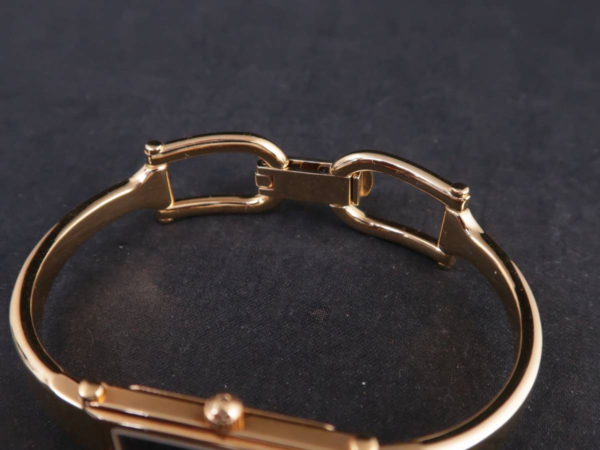 ヤフオク! - 美品 GUCCI グッチ バングルウォッチ 1500 ブラ ヤフオク! - 美品 GUCCI グッチ バングルウォッチ 1500 ブラ