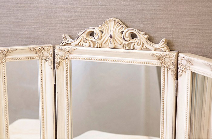 チャーチルウッド スリーサイドミラー 三面鏡 ホワイト （AZ25148WH） 置き型 アンティーク装飾 店舗 什器 姫 インテリア アメリカン雑貨の画像3