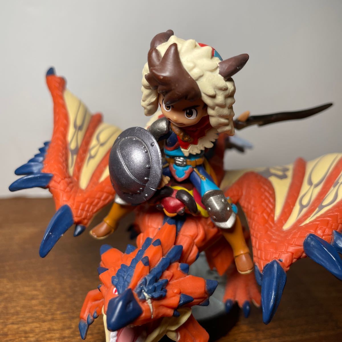 隻眼のリオレウス&ライダー(男の子) アミーボ amiibo モンスターハンターストーリーズ モンハン|PayPayフリマ amiibo 隻眼のリオレウスライダー 男の子 24-EY0608-08