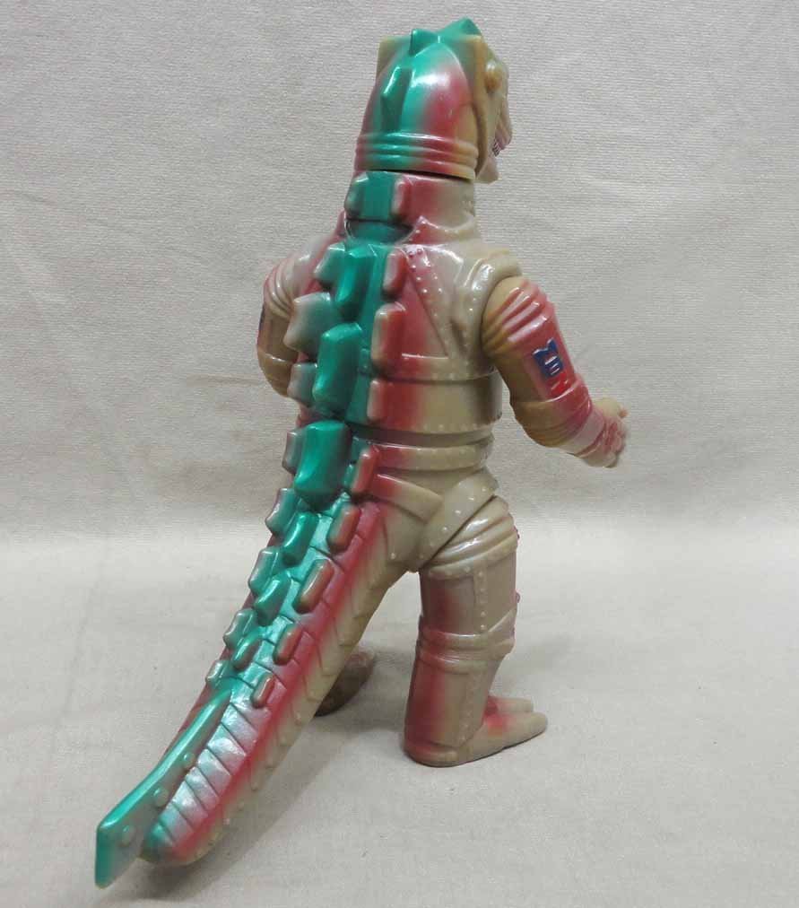 M1号ソフビ メカゴジラ2 電子頭脳付き ブルマァク復刻 ゴジラ 怪獣 M1号ソフビ メカゴジラ2 電子頭脳付き ブルマァク復刻 ゴジラ 怪獣