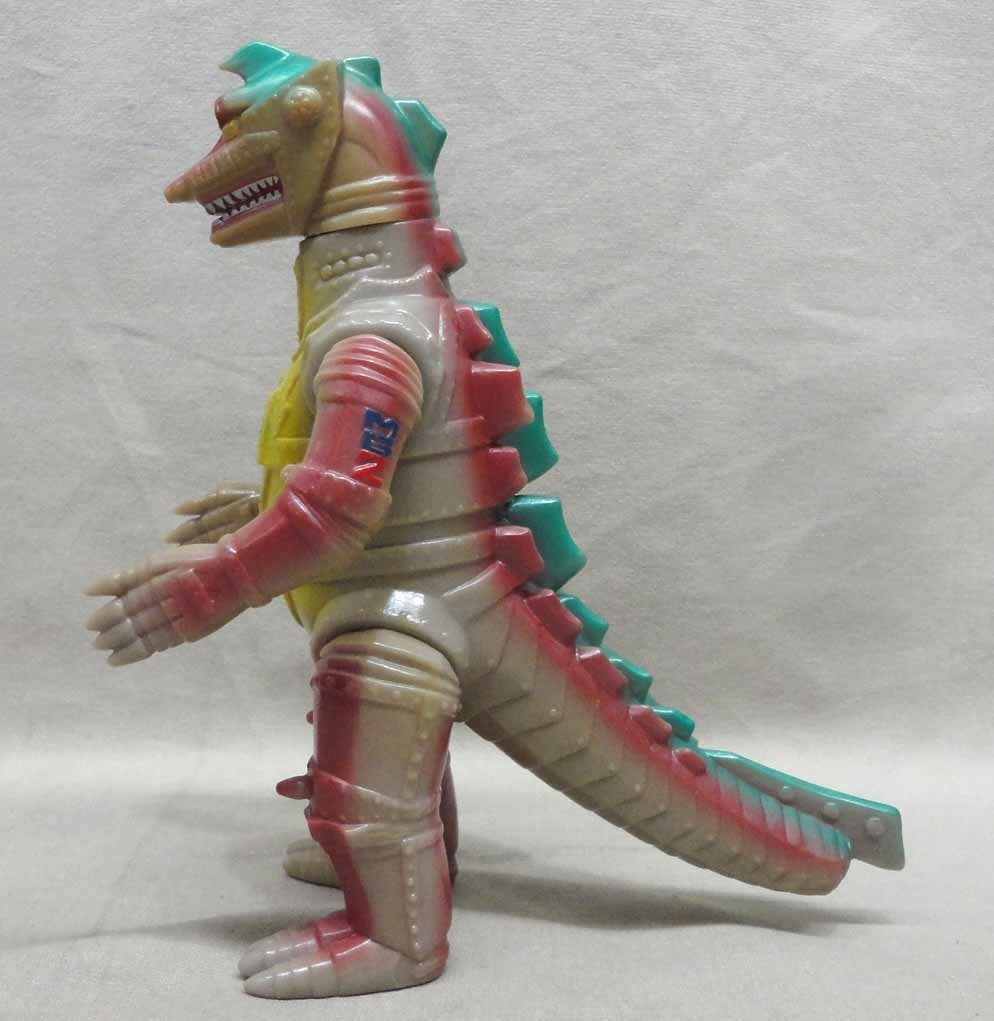 M1号ソフビ メカゴジラ2 電子頭脳付き ブルマァク復刻 ゴジラ 怪獣 M1号ソフビ メカゴジラ2 電子頭脳付き ブルマァク復刻 ゴジラ 怪獣
