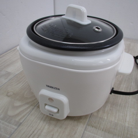 6300PS【未使用】[山善] 炊飯器 コンパクトクッカー 3WAY (炊く/蒸す/煮る) 電気鍋 グリル鍋 レシピブック付き ホワイト YCJ-S025(W)
