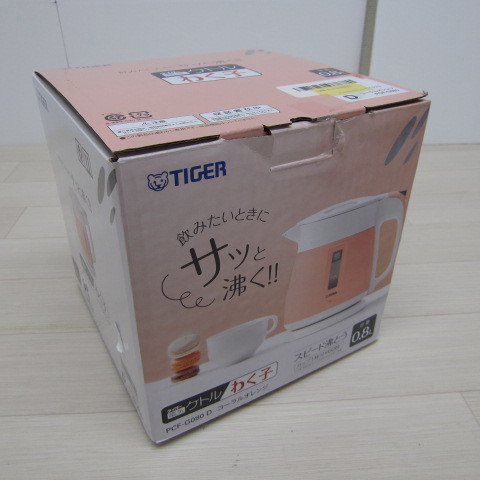 7418PA【ほぼ未使用】タイガー魔法瓶(TIGER) 電気ケトル わく子 800ml コーラルオレンジ PCF-G080-D