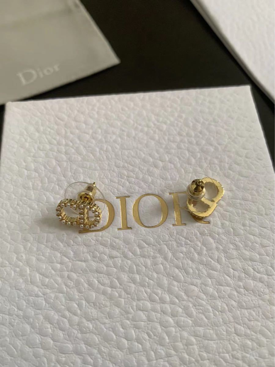 dior ディオール ピアス パール ピアス 箱と手袋付き
