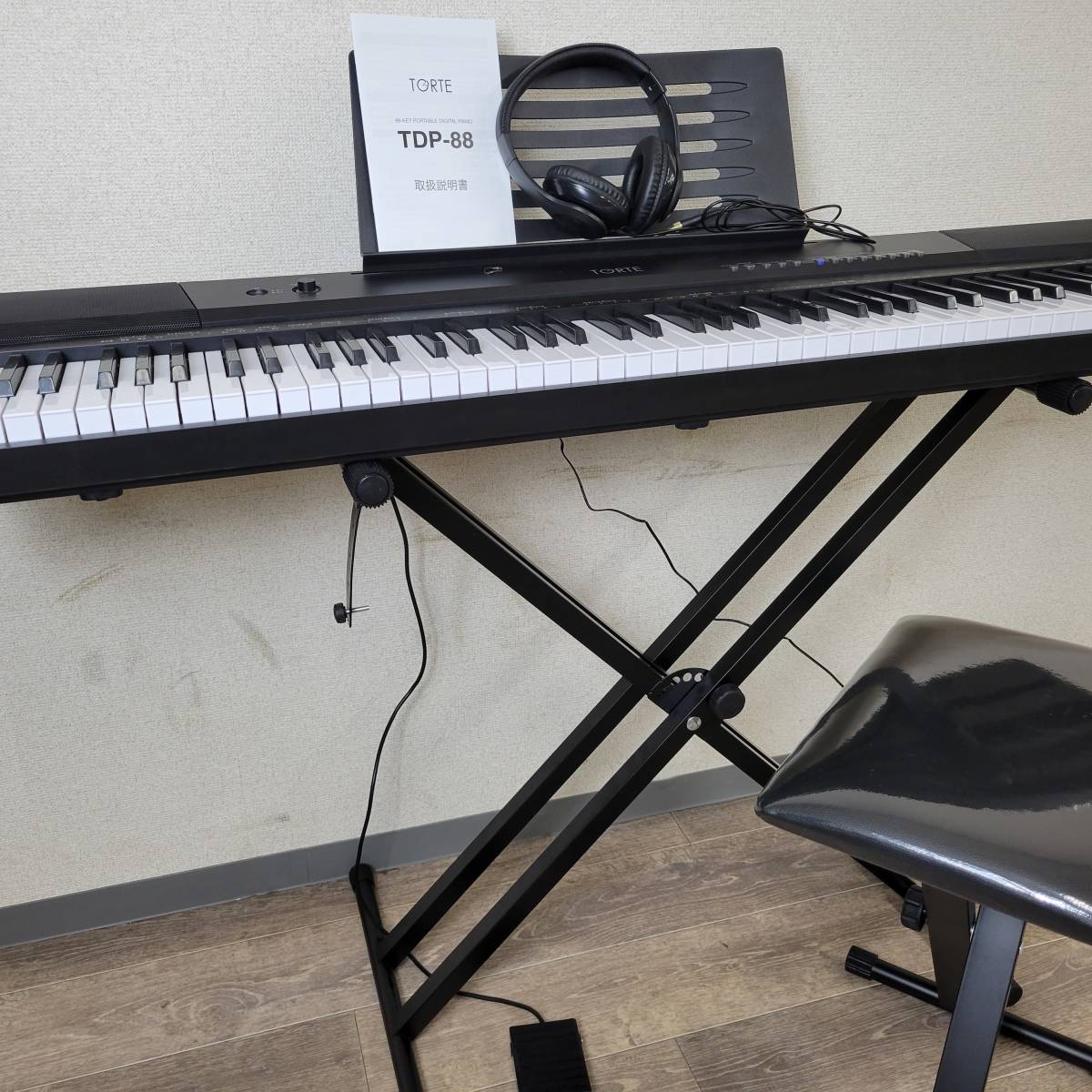 TORTE トルテ 88鍵盤 フルスケール電子ピアノ TDP-88 椅子/ペダル/譜面
