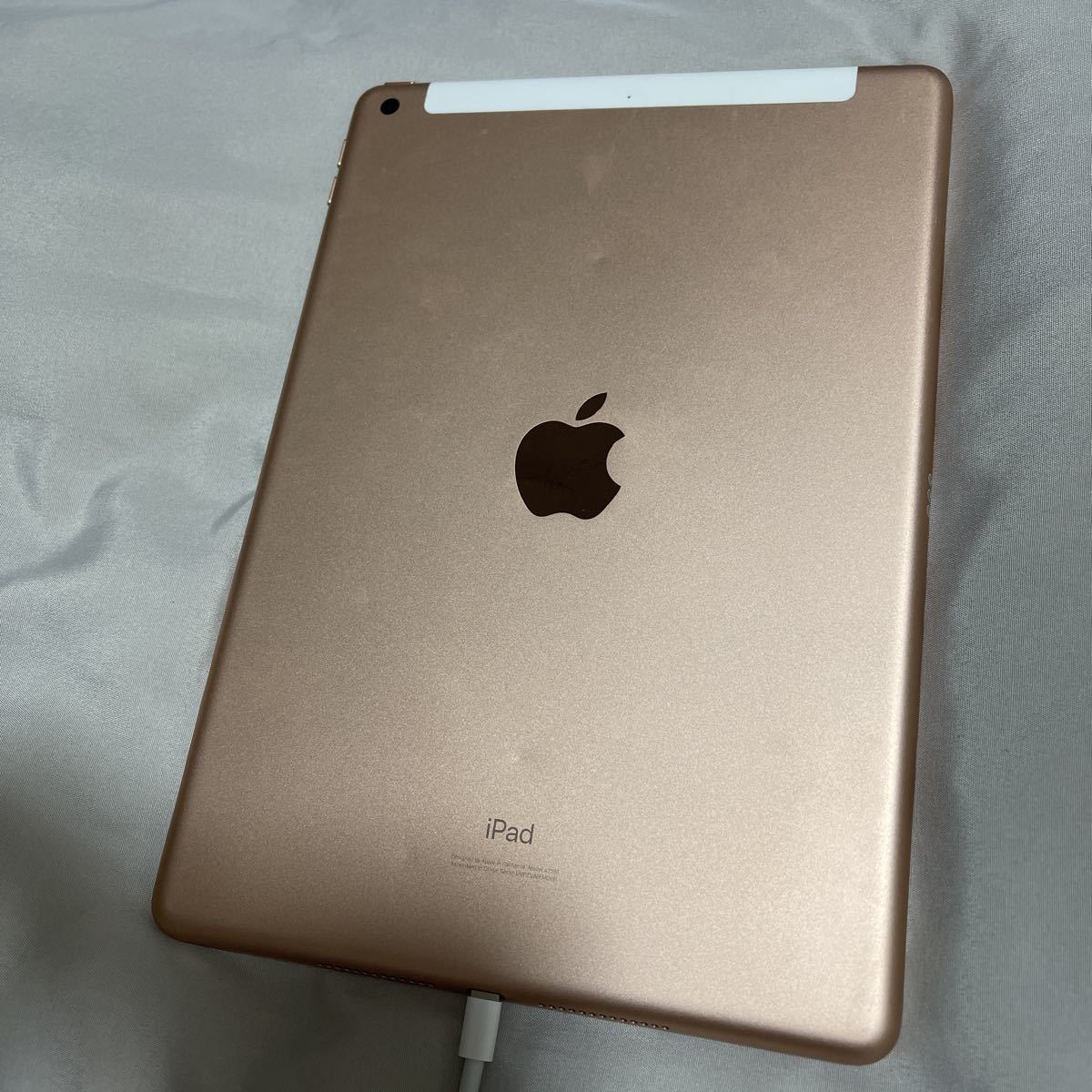 ipad 7世代 32GB Softbank端末 画面美品 完動品 | contifarma.pe