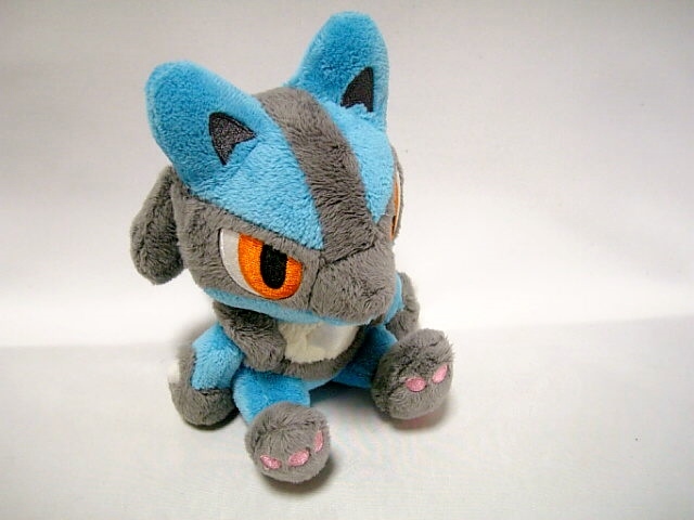 ヤフオク! - ○ポケモンセンター ルカリオドール ぬいぐるみ