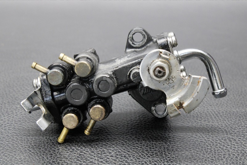 6300円 ヤマハ EXCITER1430SPORTFISH 2001年モデル 純正 オイル 6300円 ヤマハ EXCITER1430SPORTFISH 2001年モデル 純正 オイル