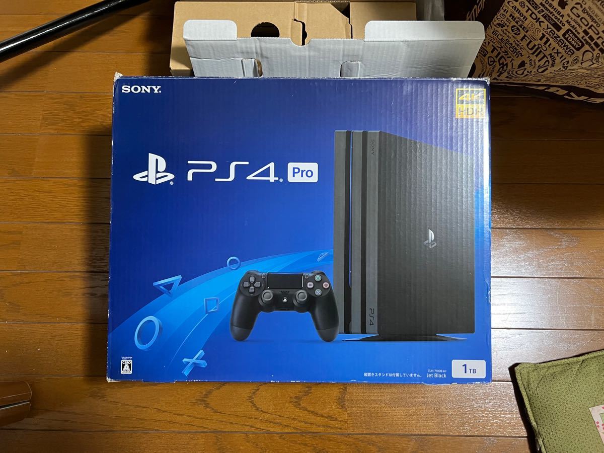 PS4 Pro ジェット・ブラック CUH-7100BB01 値下げ提示金額近かったので先に購入してくれた方に譲ります。