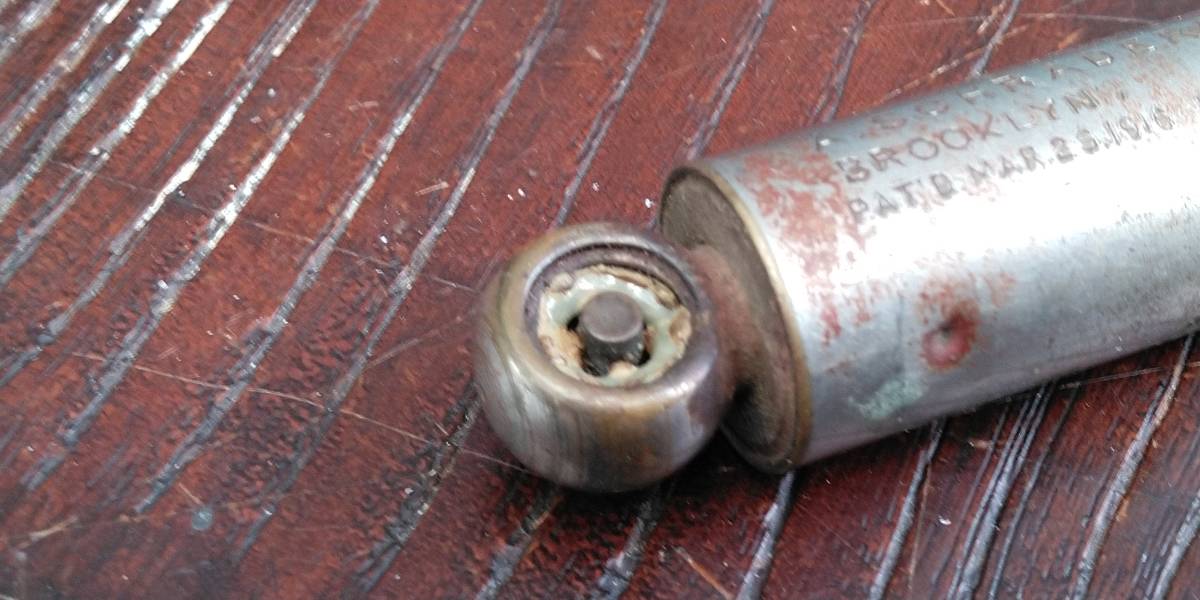  free shipping Harley pan knuckle side valve(bulb) Vintage valve(bulb) that time thing 