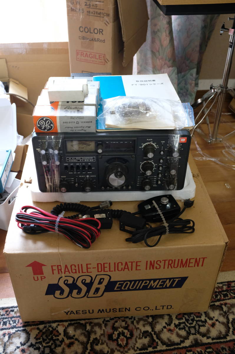 八重洲無線 FT-901SD + 予備の真空管 + 100W改造パーツ 品 ジャンク 八重洲無線 FT-901SD + 予備の真空管 + 100W改造パーツ 品 ジャンク