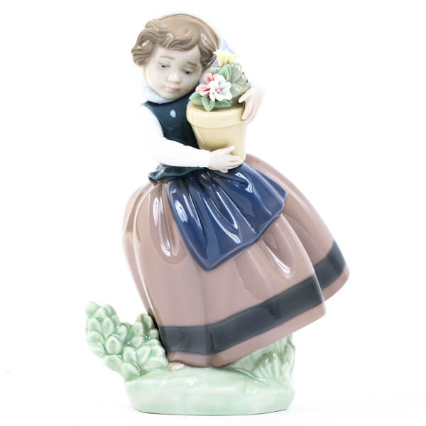 LLADRO リヤドロ 5223 フィギュリン 花と少女 「春が来た」 陶器人形 置物 磁器 オブジェ インテリア スペイン製 箱付 #29212YR