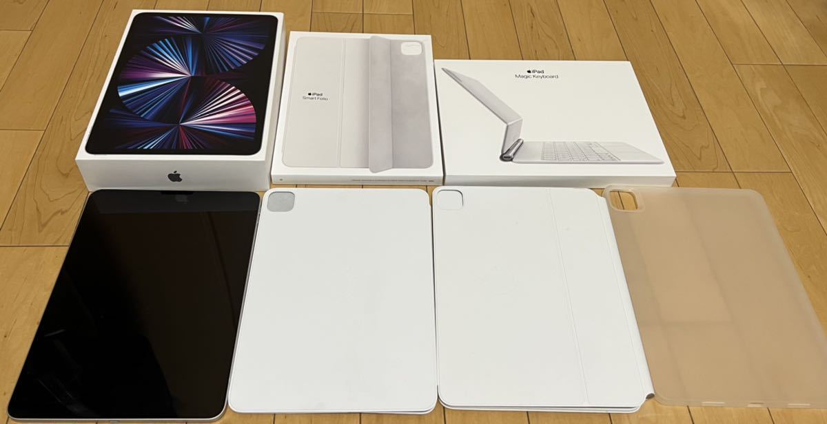 超美品 iPad Pro 11インチ 256GB第3世代+Magic Keyboard タブレット