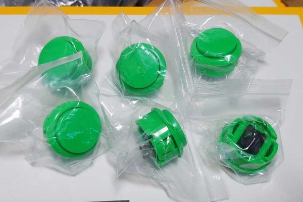 30mmボタン6個 グリーン 緑 30Φ コントローラーアケコン用 緑色 プッシュボタン 押しボタン アーケードゲーム筐体コンパネ用三和電子互換