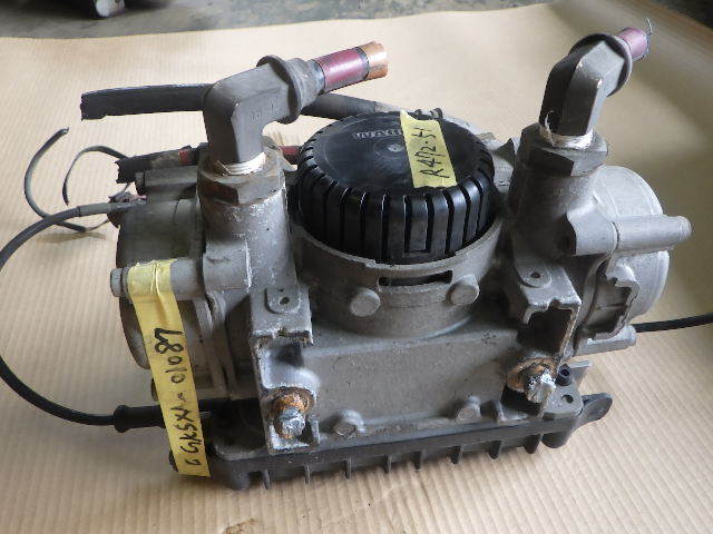 r472-51 * Nissan UDto Lux k on air valve relay valve(bulb) GK5XAB 100-15