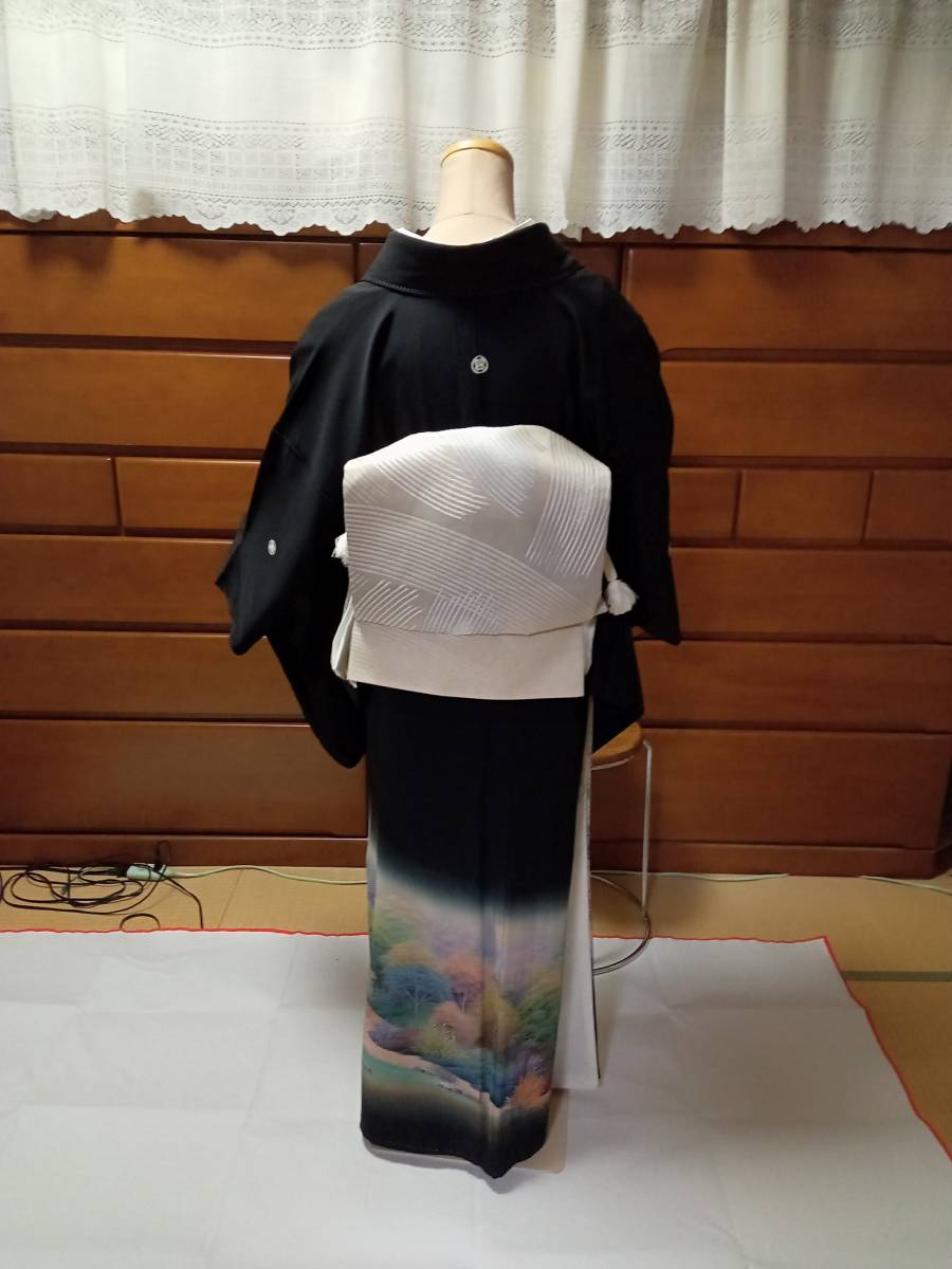 黒留袖一式(黒留袖、袋帯、長襦袢、帯揚げ、帯締め、末広