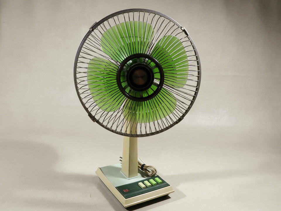 * Toshiba electric fan Asagao morning glory D-30RA feather diameter 30cm 4 sheets wings antique Showa Retro yawing moving goods ( single )