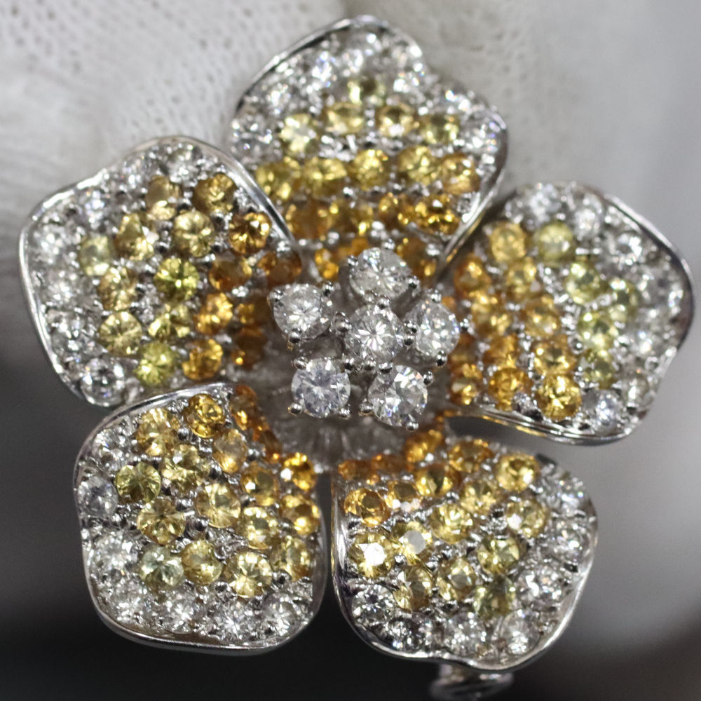 K18 yellow sapphire diamond flower brooch / pendant top S2.45 D1.00 7.3g