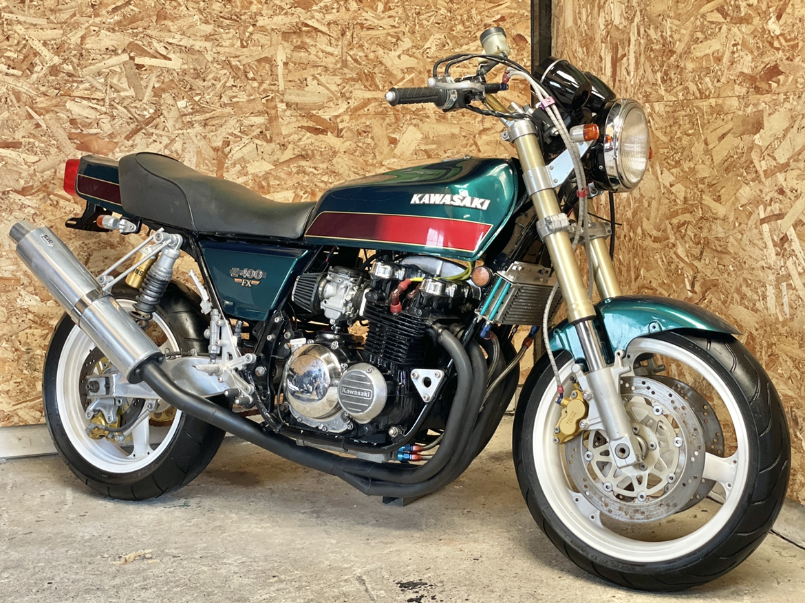 京都~ Kawasaki Z400FX E4 レーシング仕様 ニューキャンディ 京都~ Kawasaki Z400FX E4 レーシング仕様 ニューキャンディ