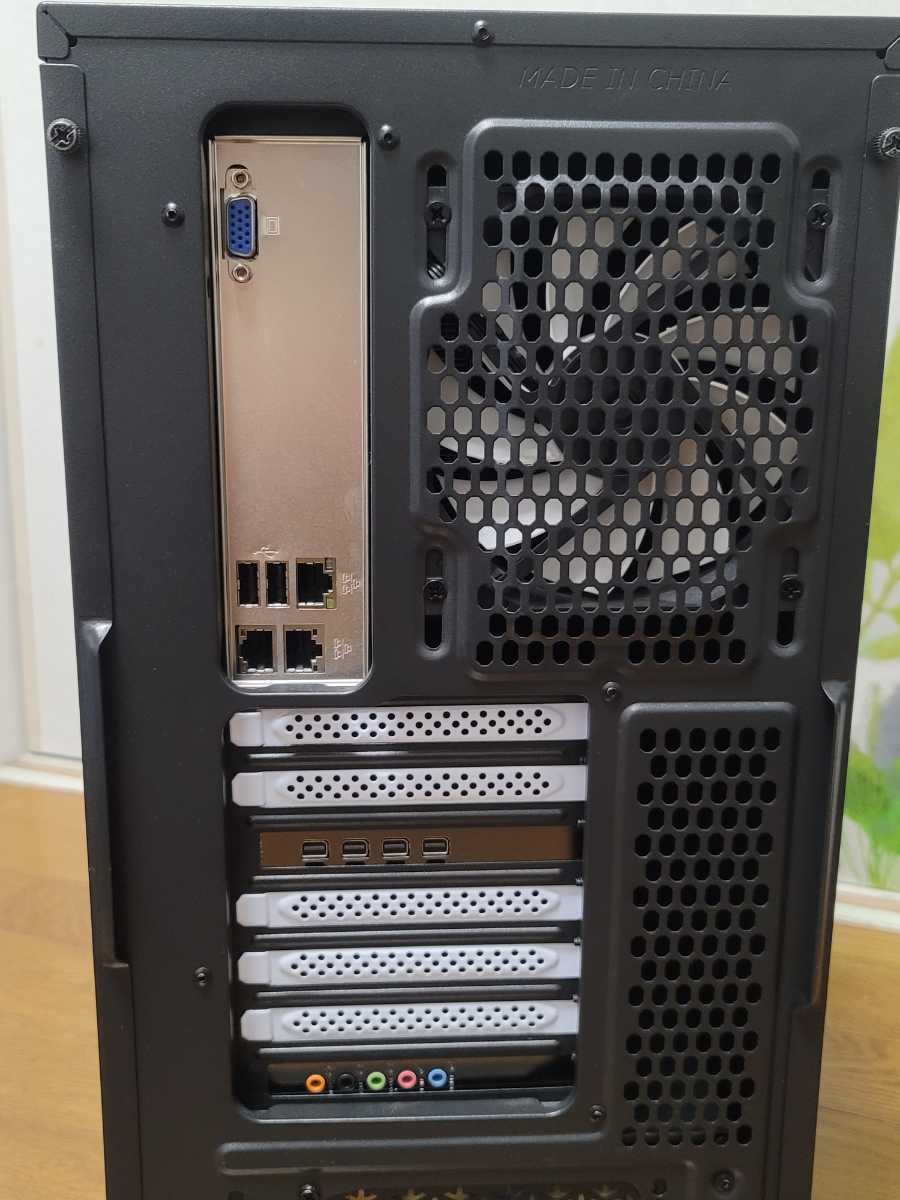 ワークステーション Xeon Gold 6138 デュアルCPU 合計40コア80スレッド