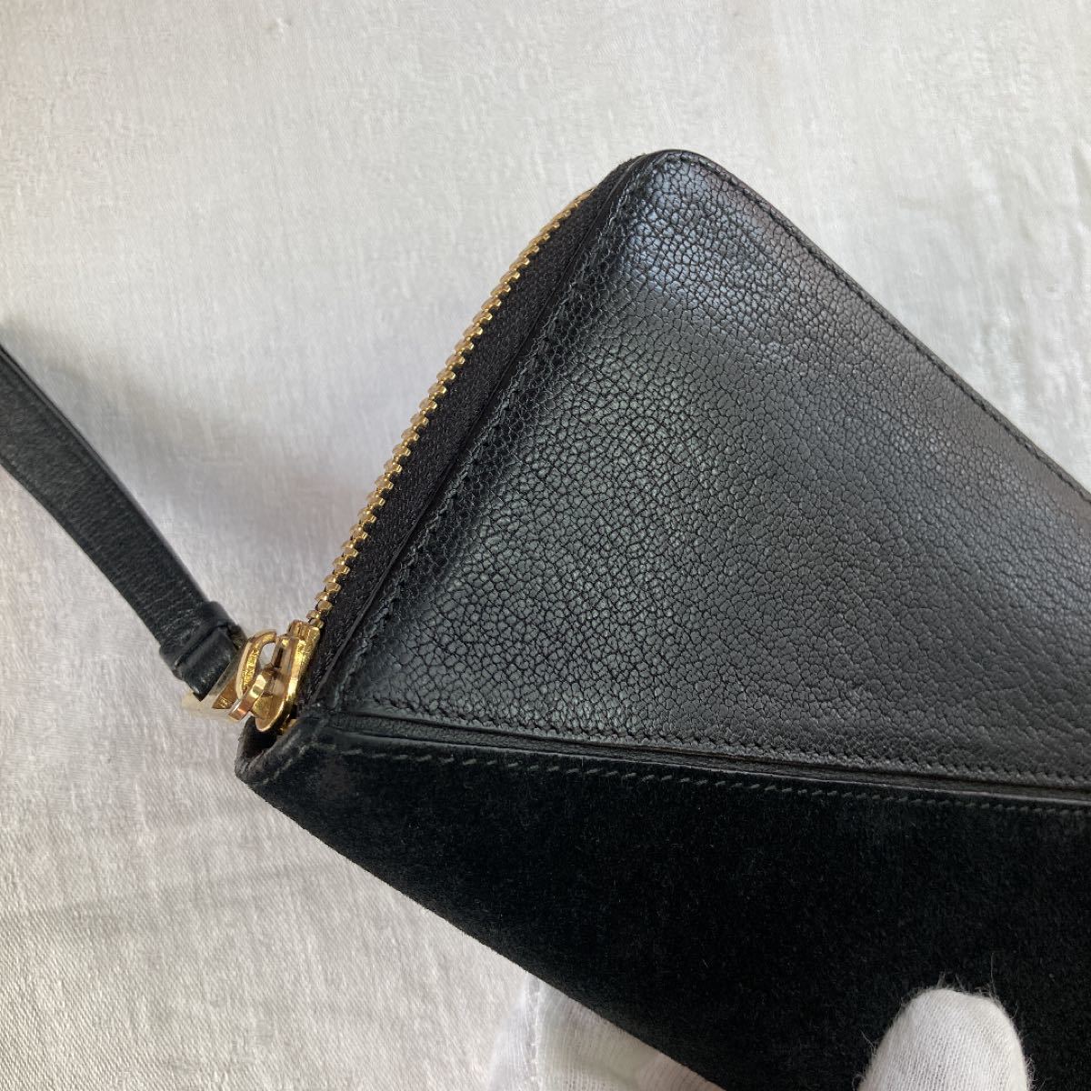 なかなか綺麗LOEWE ロエベ アナグラムラウンドファスナー長財布