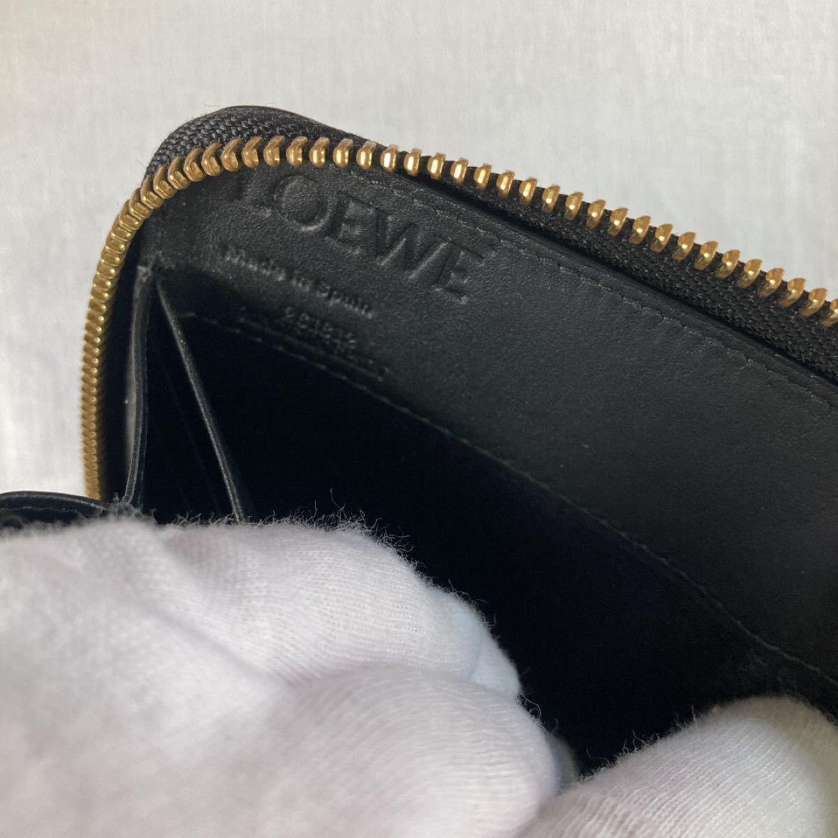 なかなか綺麗LOEWE ロエベ アナグラムラウンドファスナー長財布