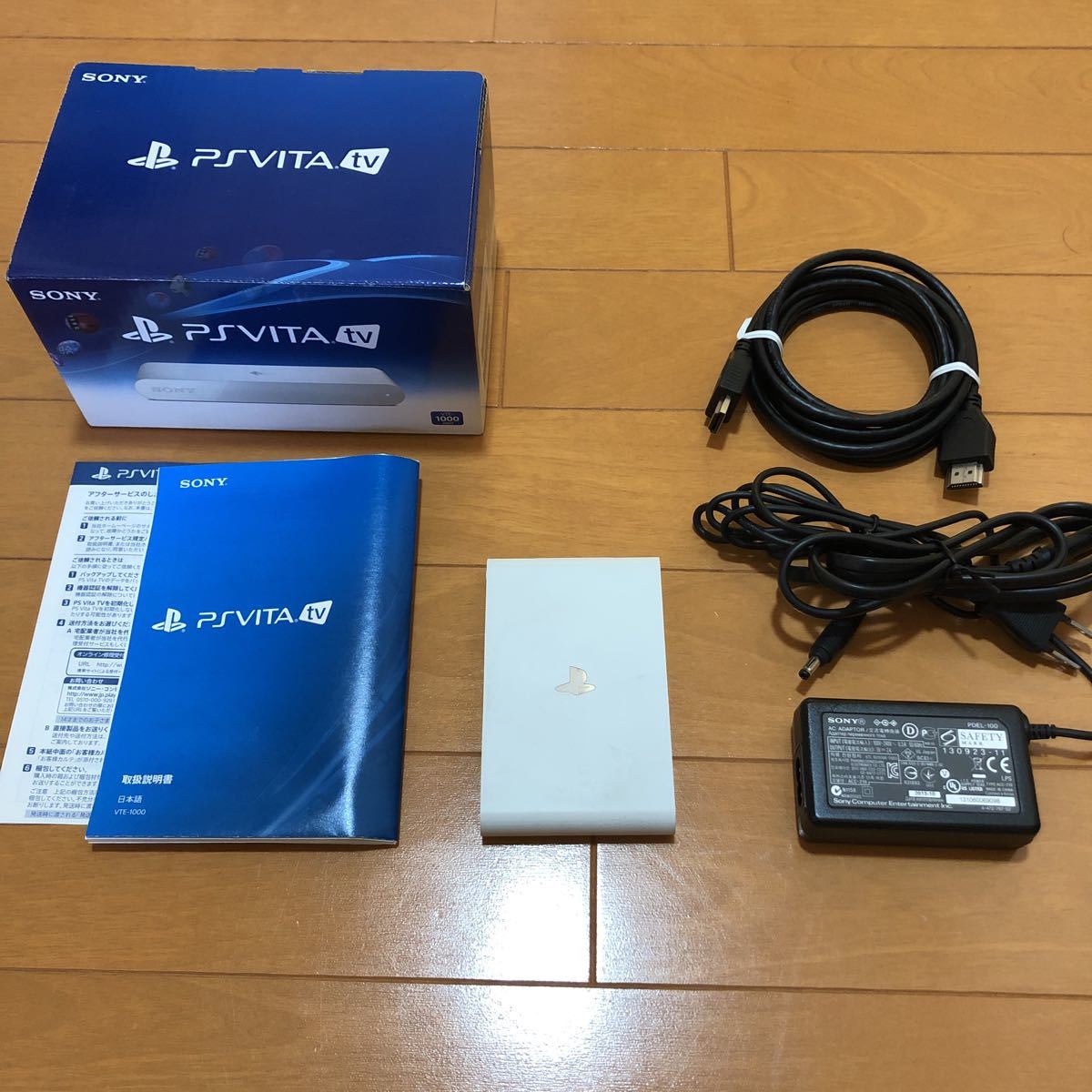 SONY PS Vita TV VTE-1000 AB01 使用時間極小 huskyiceland.is