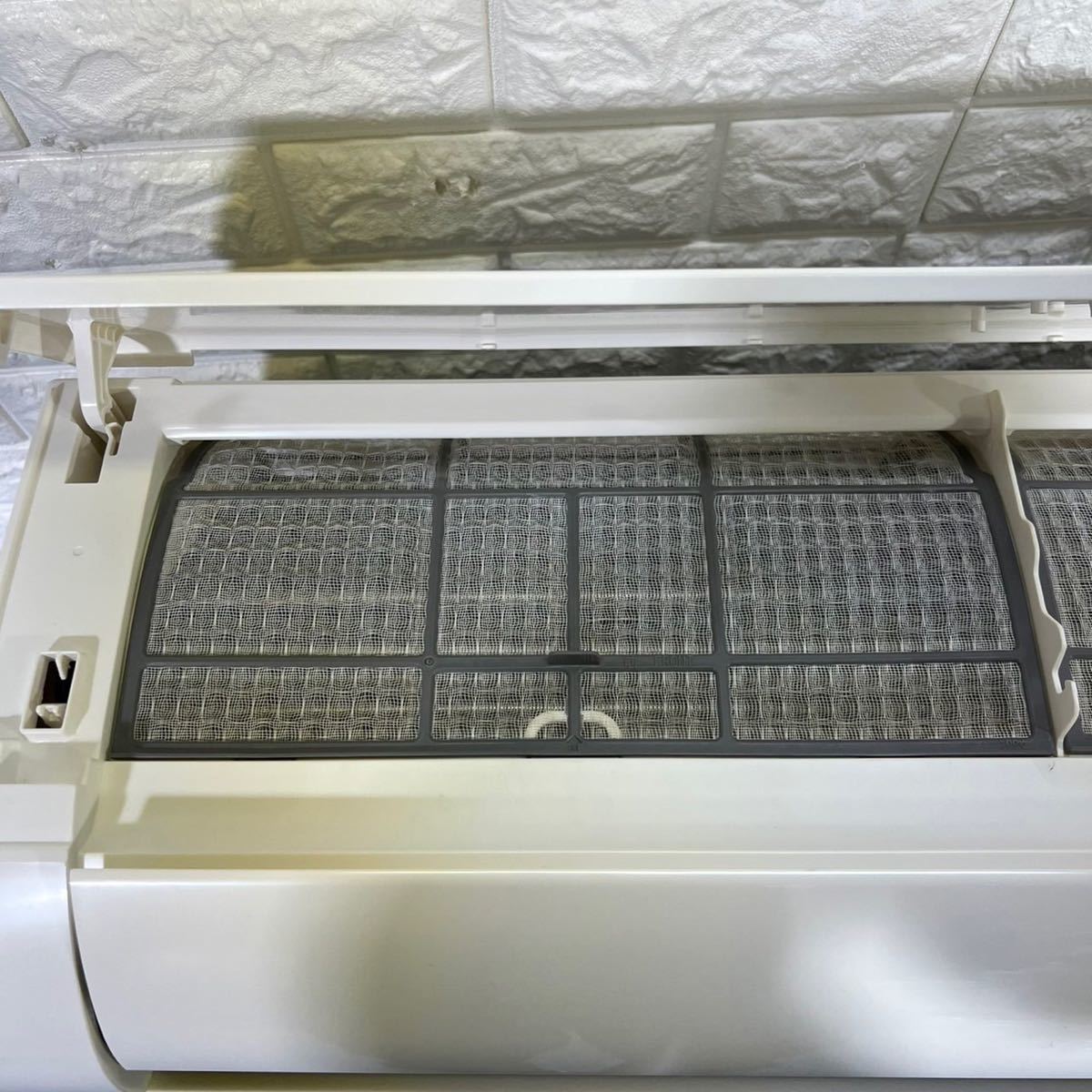 HITACHI 日立 ルームエアコン RAS-AJ40H2(W) 14畳用 2018年製 家電 E