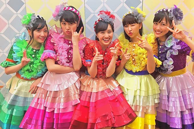ももいろクローバーZコスプレ衣装1着風(ウィッグ 靴別売り) の ももいろクローバーZコスプレ衣装1着風(ウィッグ 靴別売り) の