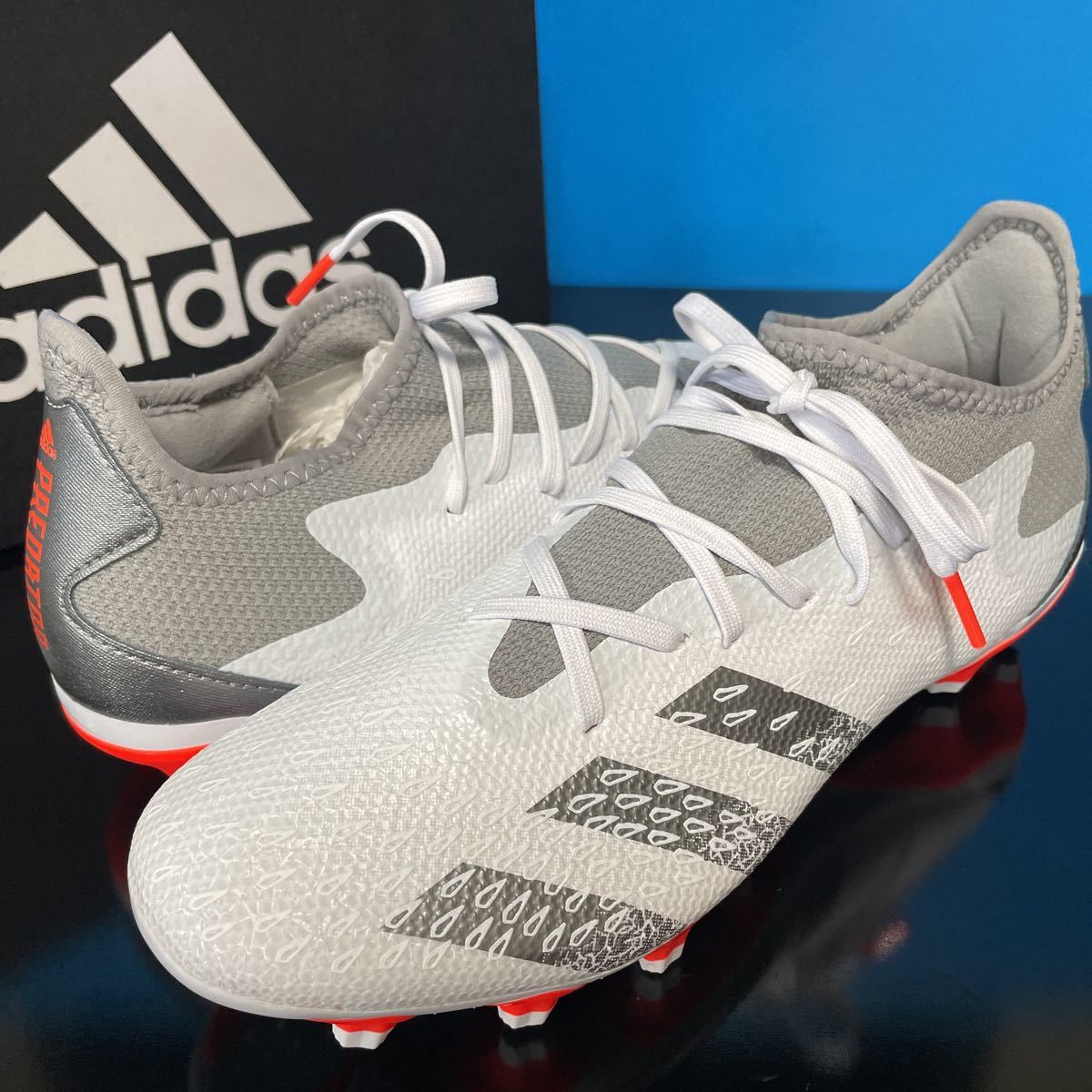 リバーシブルタイプ 新品!adidas PREDATOR FREAK.3 L HG/AG 26.5