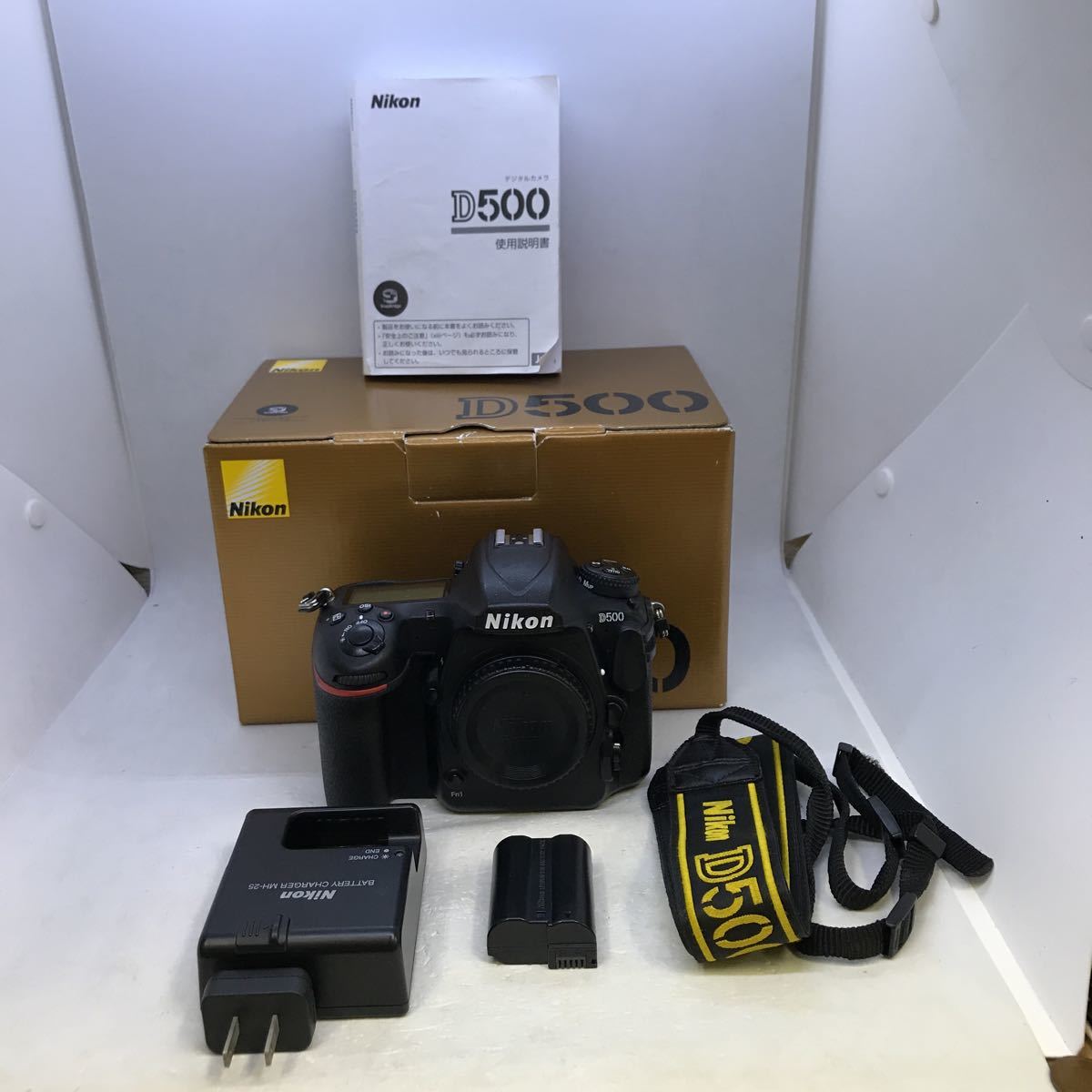 完動品 Nikon ニコン D500 デジタル 一眼レフ カメラ ボディ カメラ 