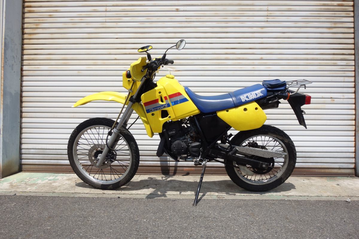 KMX125 ウインカーレンズ MX125A カワサキ 純正 #R20220609_この車両から取外しました。