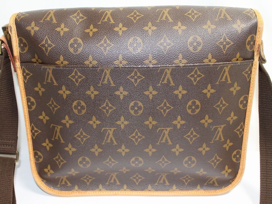 中古 LOUIS VUITTON メッセンジャー ボスフォールGM M40105 モノグラム ショルダーバッグ 斜め掛け レディース メンズ ルイヴィトン USED品_画像3