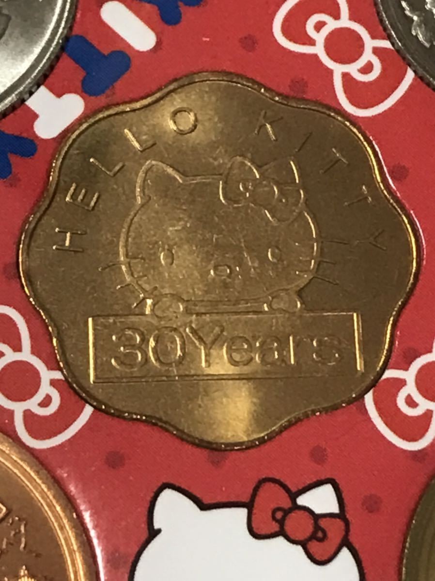 HELLO KITTY Coin Set ハローキティ 貨幣セット 30 Anniversary ミントセット 中は、2004年 ミント貨幣とキテイのコイン付き#キテイ #kitty_画像3
