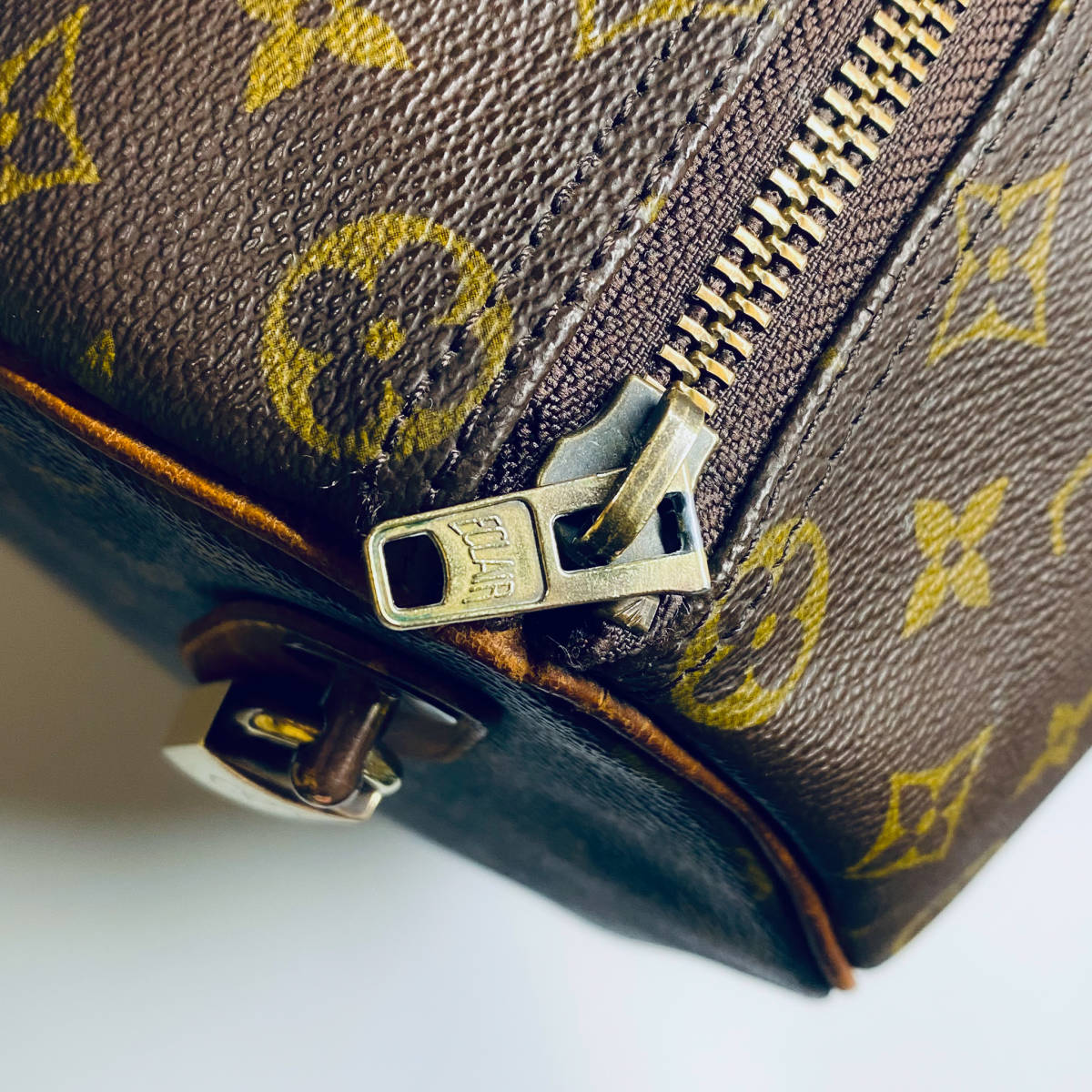 ☆1円スタート☆美品☆LOUIS VUITTON ルイヴィトン モノグラム