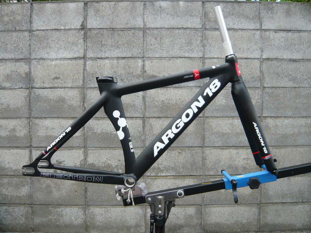 Yahoo!オークション - ARGON18 アルゴン ELECTRON AL Yahoo!オークション - ARGON18 アルゴン ELECTRON AL