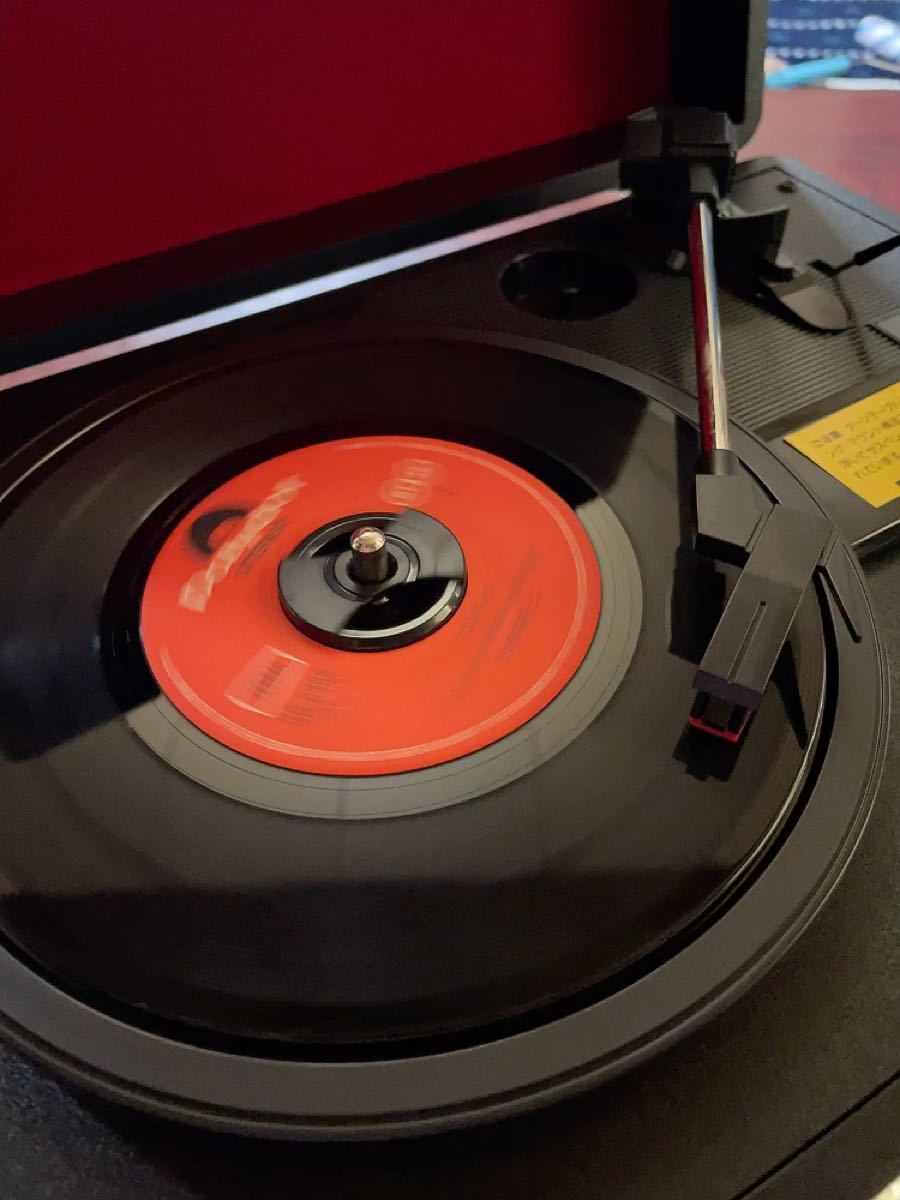 PayPayフリマ|ION AUDIO VINYL MOTION ポータブル スーツケース型 レコードプレーヤー PayPayフリマ|ION AUDIO VINYL MOTION ポータブル スーツケース型 レコードプレーヤー