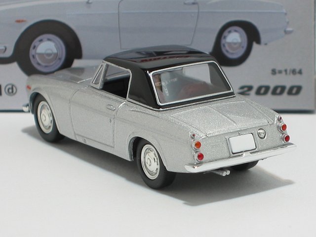 ダットサン フェアレディ 2000（銀）LV-131d【トミーテック社1/64ミニカー】【トミカの時】_画像2