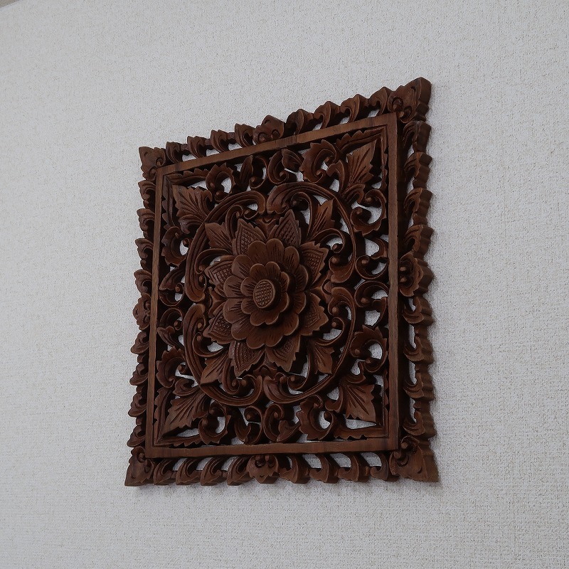 花の木彫りの壁掛けレリーフ 40X40 スワール無垢材 【壁掛け 花の木彫りの壁掛けレリーフ 40X40 スワール無垢材 【壁掛け