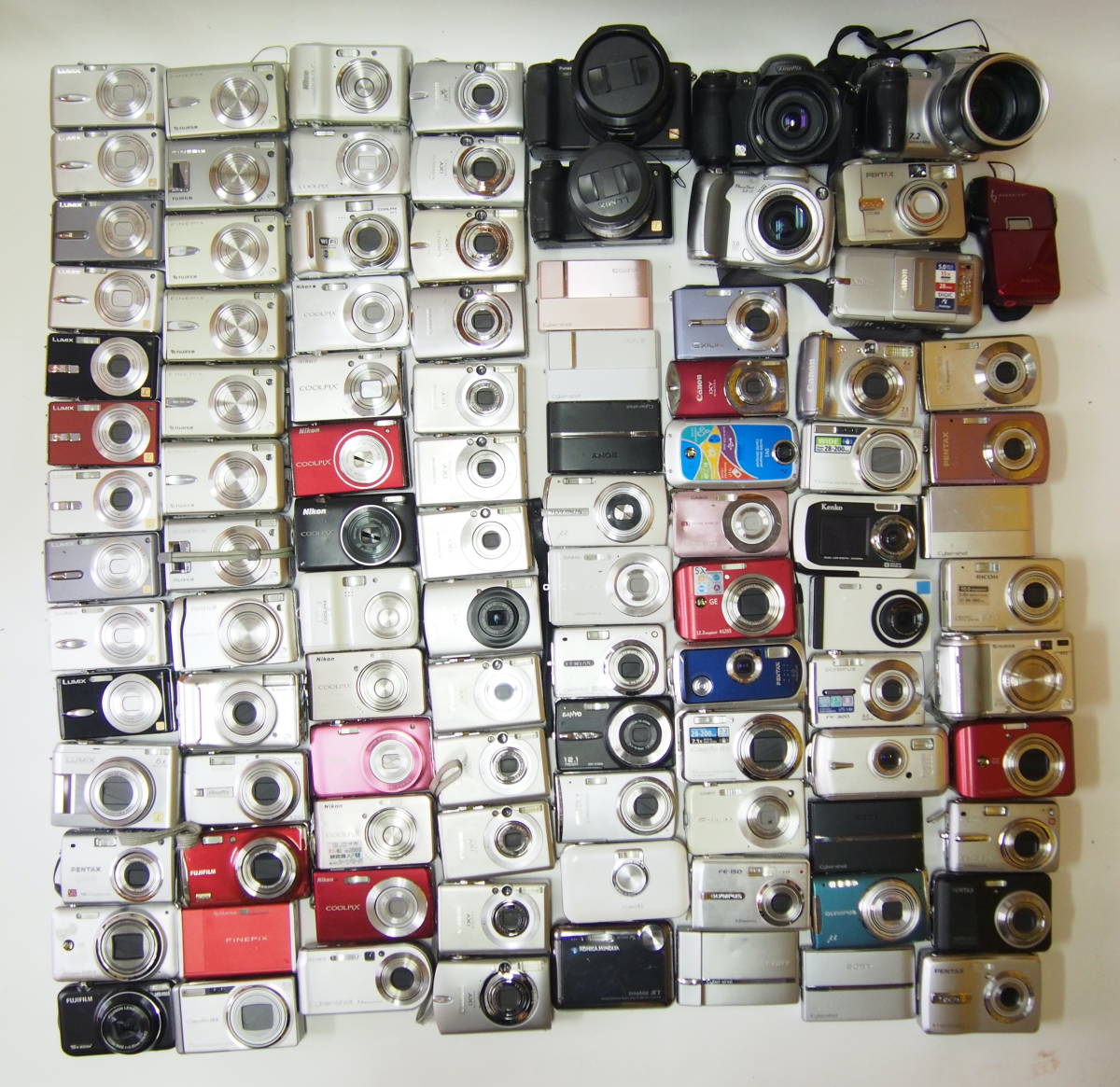 A-17 ) デジタルカメラ・Canon、Panasonic、Nikon など まとめ 99台