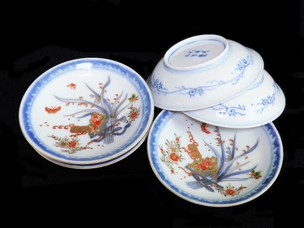 古伊万里 染錦 扇に蘭 蝶に撫子の図 4寸皿 5枚 D756AS-fbjc fbjc-D756mS 古伊万里 染錦 扇に蘭 蝶に撫子の図 4寸皿 5枚 工芸品