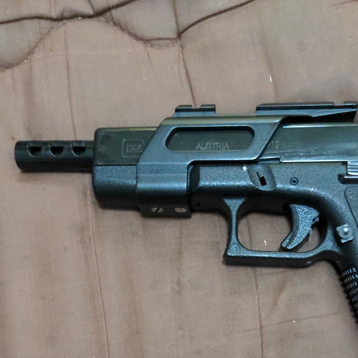 MGCGLOCK グロック17 ガスブローバックガン 5