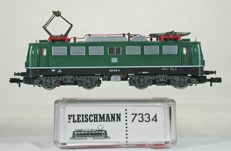 FLEISCHMANN #7334 ＤＢ（旧西ドイツ国鉄） ＢＲ１４０型 電気機関車 ２灯前照灯タイプ（グリーン）